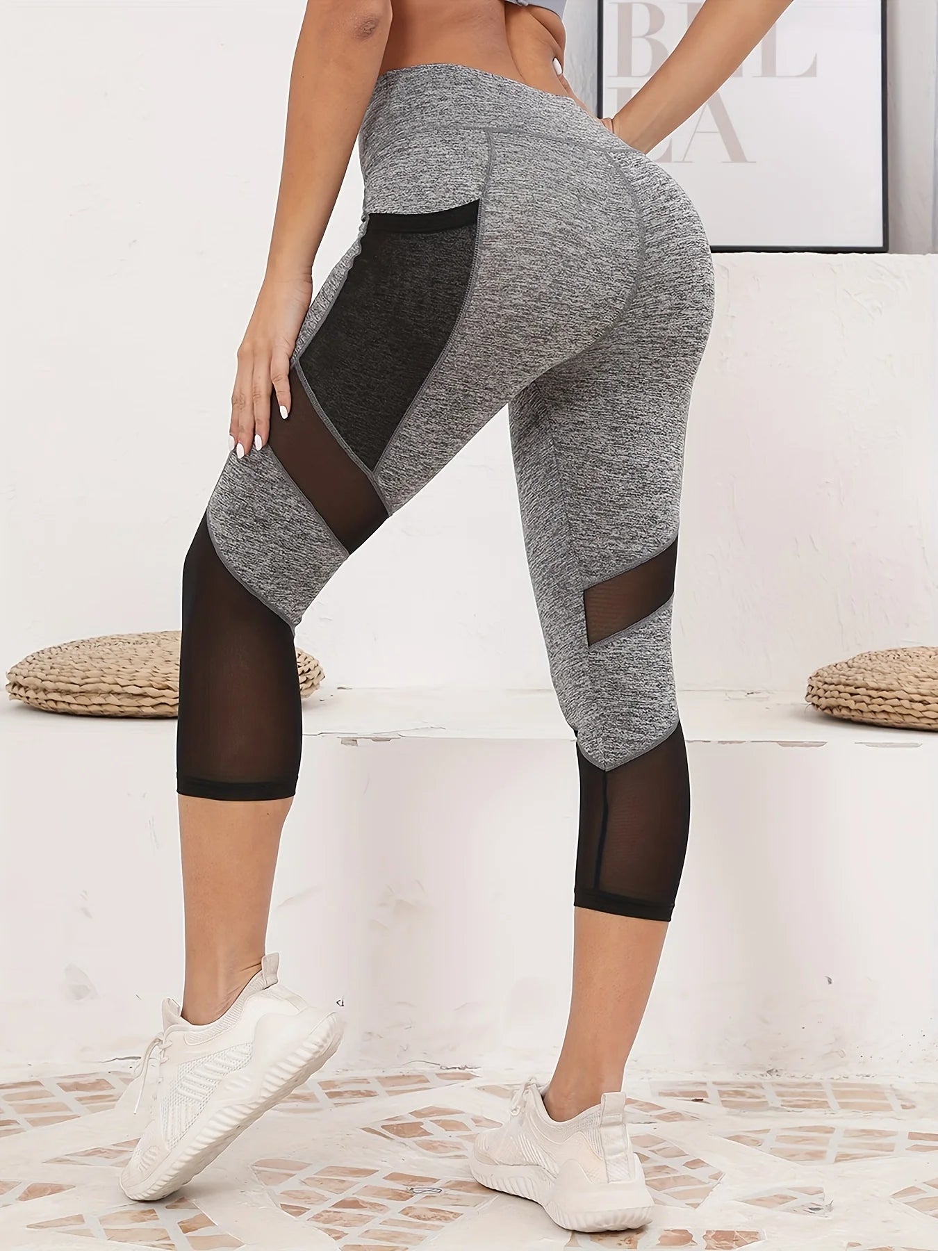 High Waist Capri Yoga Pants with Pockets, Tummy Tuck Fitness Running Yoga Women's Leggings