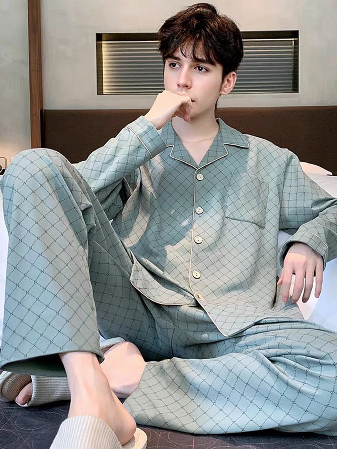Men's Pajamas Can Be Worn Outside in Spring and Autumn, Cardigan Long-Sleeved New Casual Home Wear Men's Autumn and Winter Suits