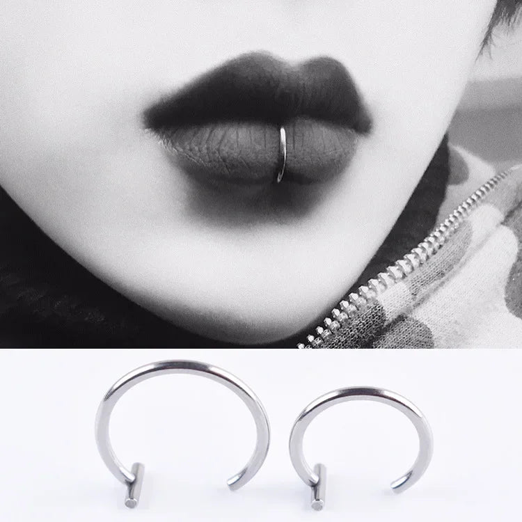 5Pcs/set Lip Nose Rings Neutral Punk Lip-shaped Ear Nose Clip Fake Diaphragm with Perforated Lip Hoop Body Jewelry Steel Ring