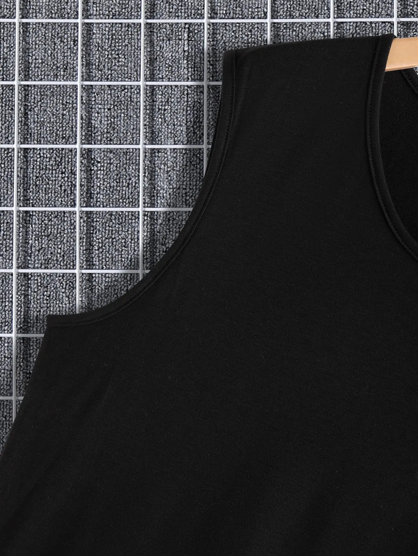 Men's Printed Crew-Neck Tank Top: A Stylish, Summer-Ready Essential for Casual Street Style