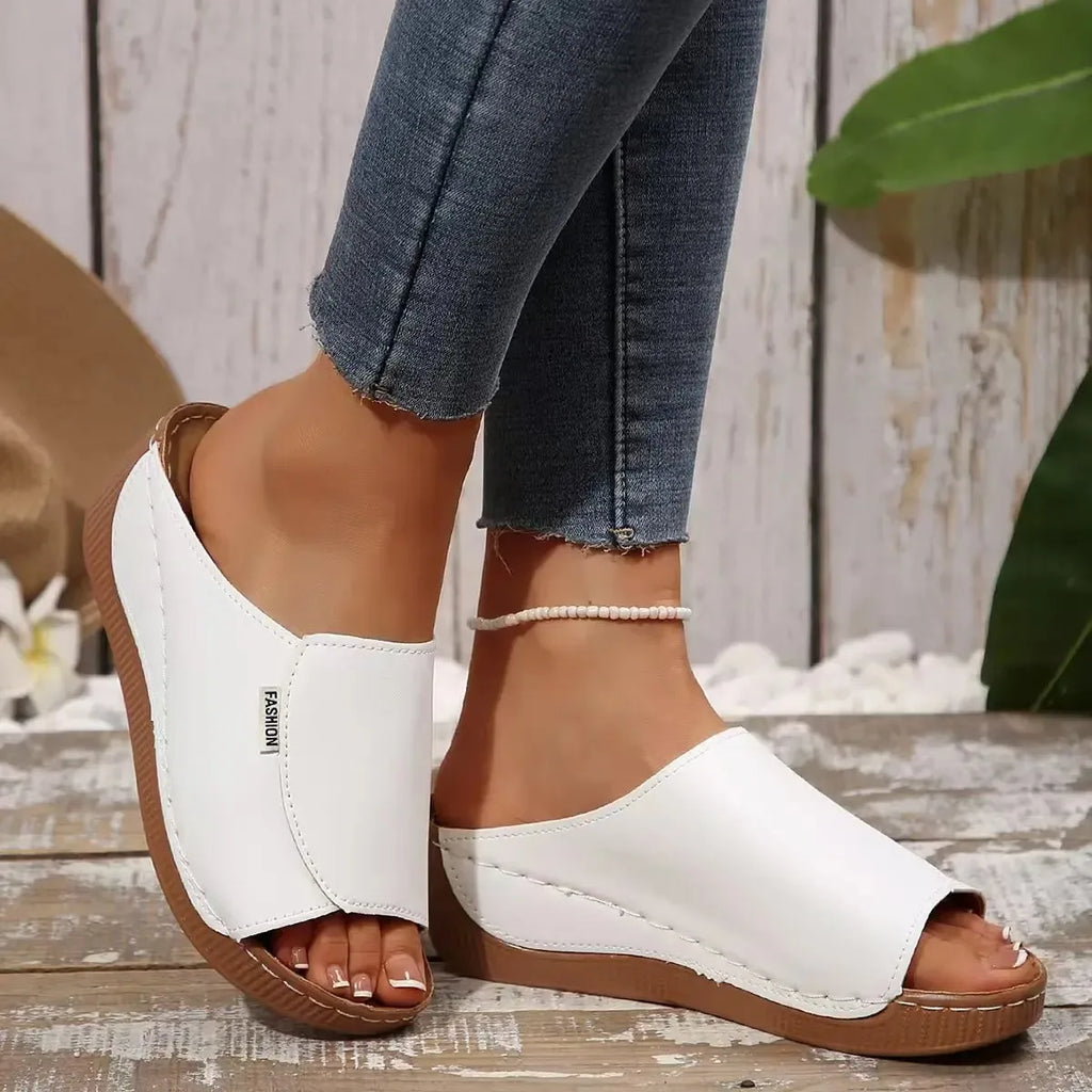 Ladies wear wedge heel sandals, solid color open toe thick soled shoes, summer comfortable slippers, ventilated and easy to wear