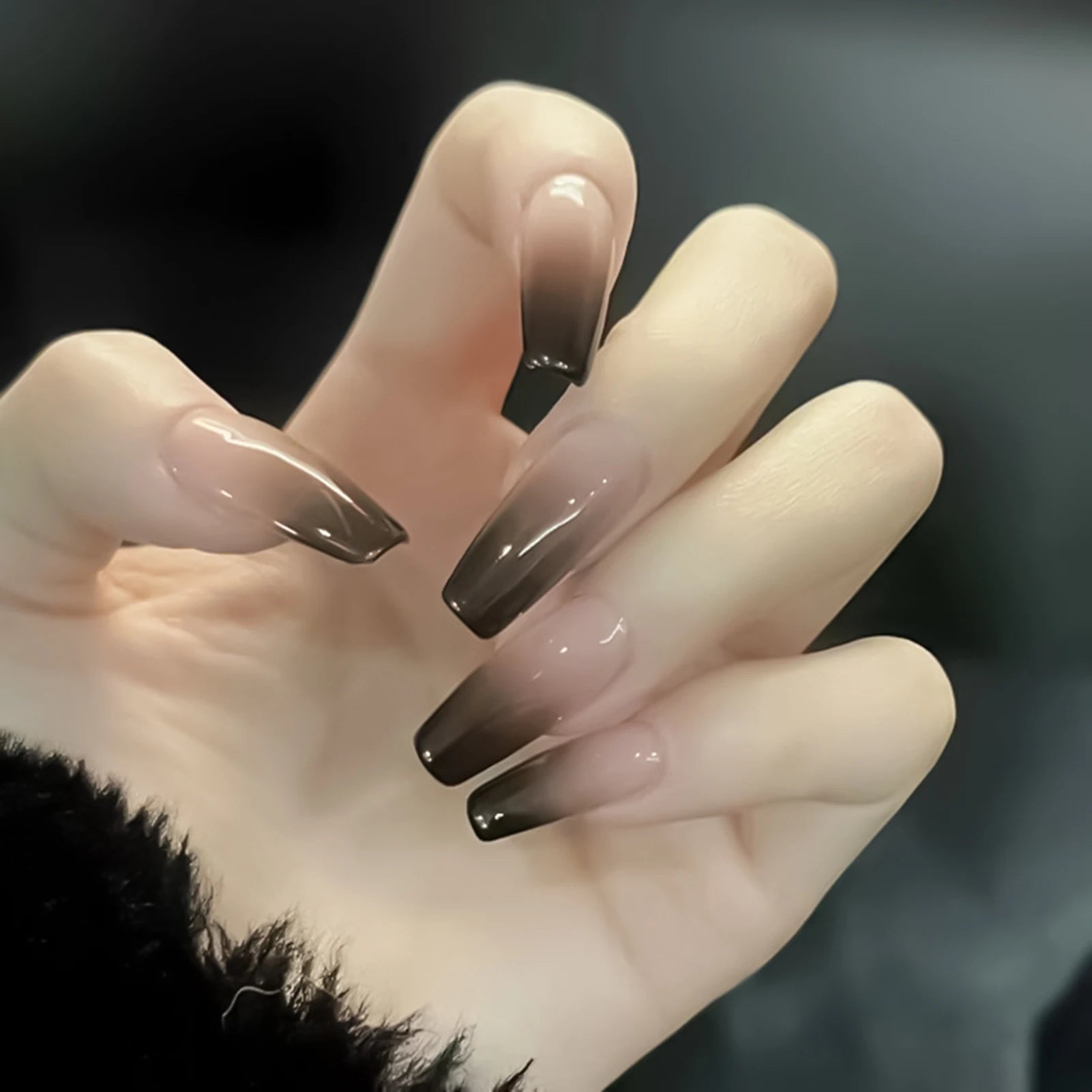 24pcs Glossy Black Fake Nails Set Press On Nail Tips Solid Color Long Stiletto Removable Artificial Nails Decoration Nail Art