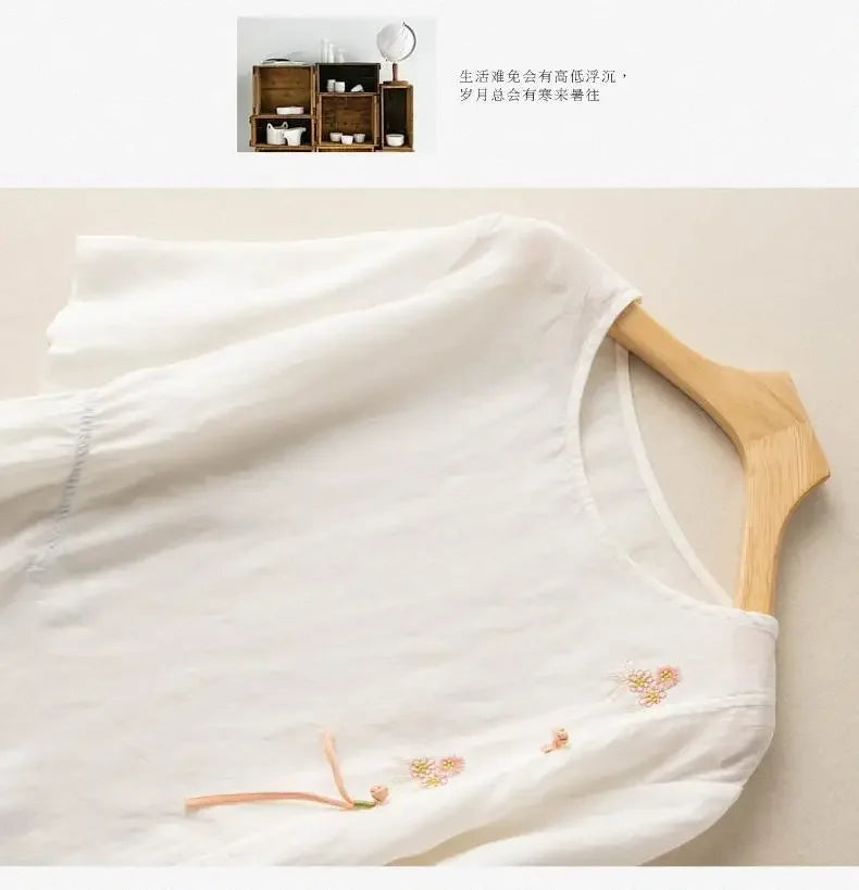 Short-sleeved Linen Tops with Folded Buttons of Artistic Retro Cotton Linen T-shirts Versatile Loose Embroidery 2025 Summer Tops