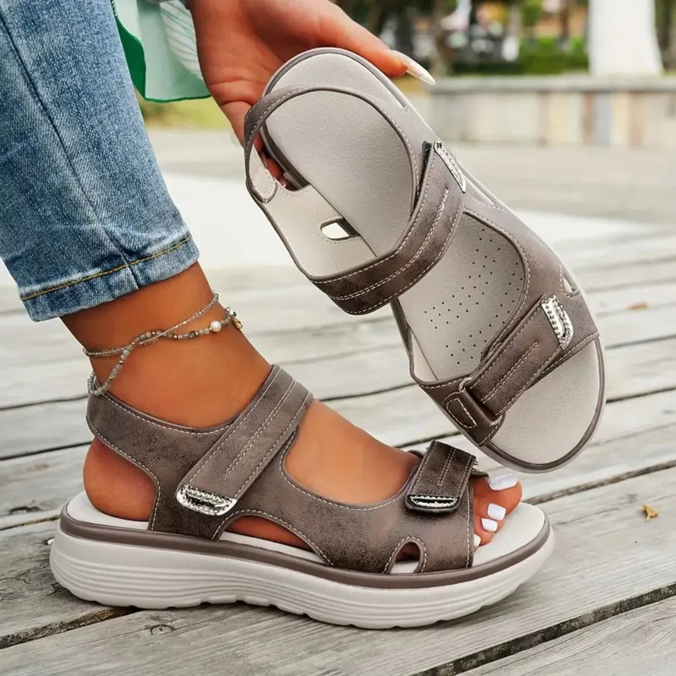 Summer Sandals Fashion Durable Sandals Ladies2025 New Travel Women Shoes Outdoor Beach Slippers Lightweight Platform Sandals