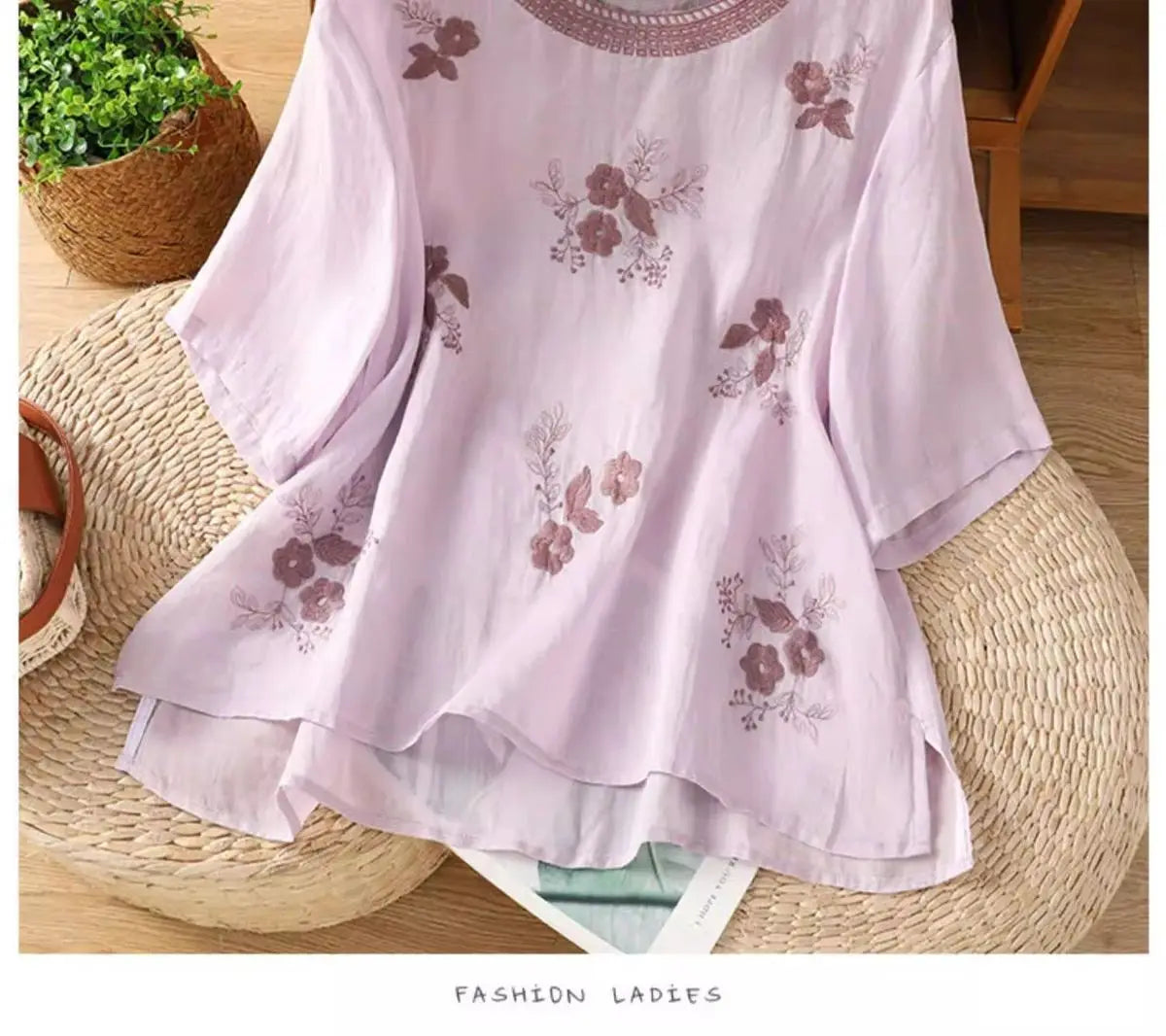 Women's Casual Linen Blouse Floral Embroidery Round Neck Short Sleeve Side Split Loose Fit Summer Tops