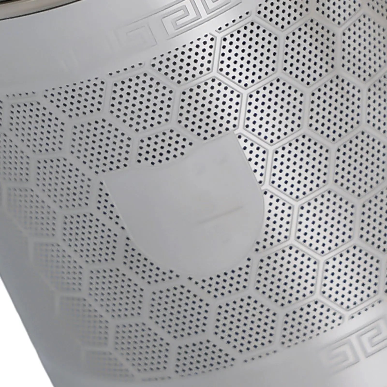 Mesh Tea Infuser Ball Made of Stainless Steel Suitable for Various Containers Great for Iced Tea and Custom Seasonings